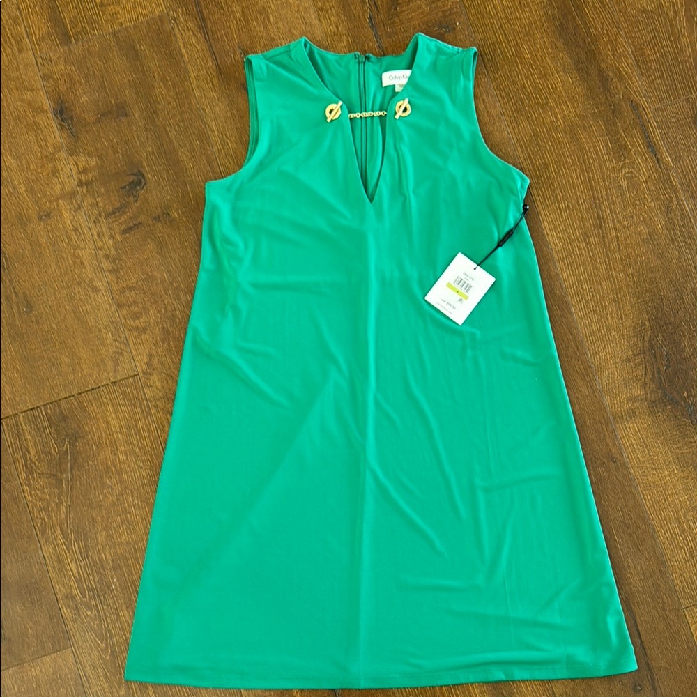 Green Sleeveless Dress